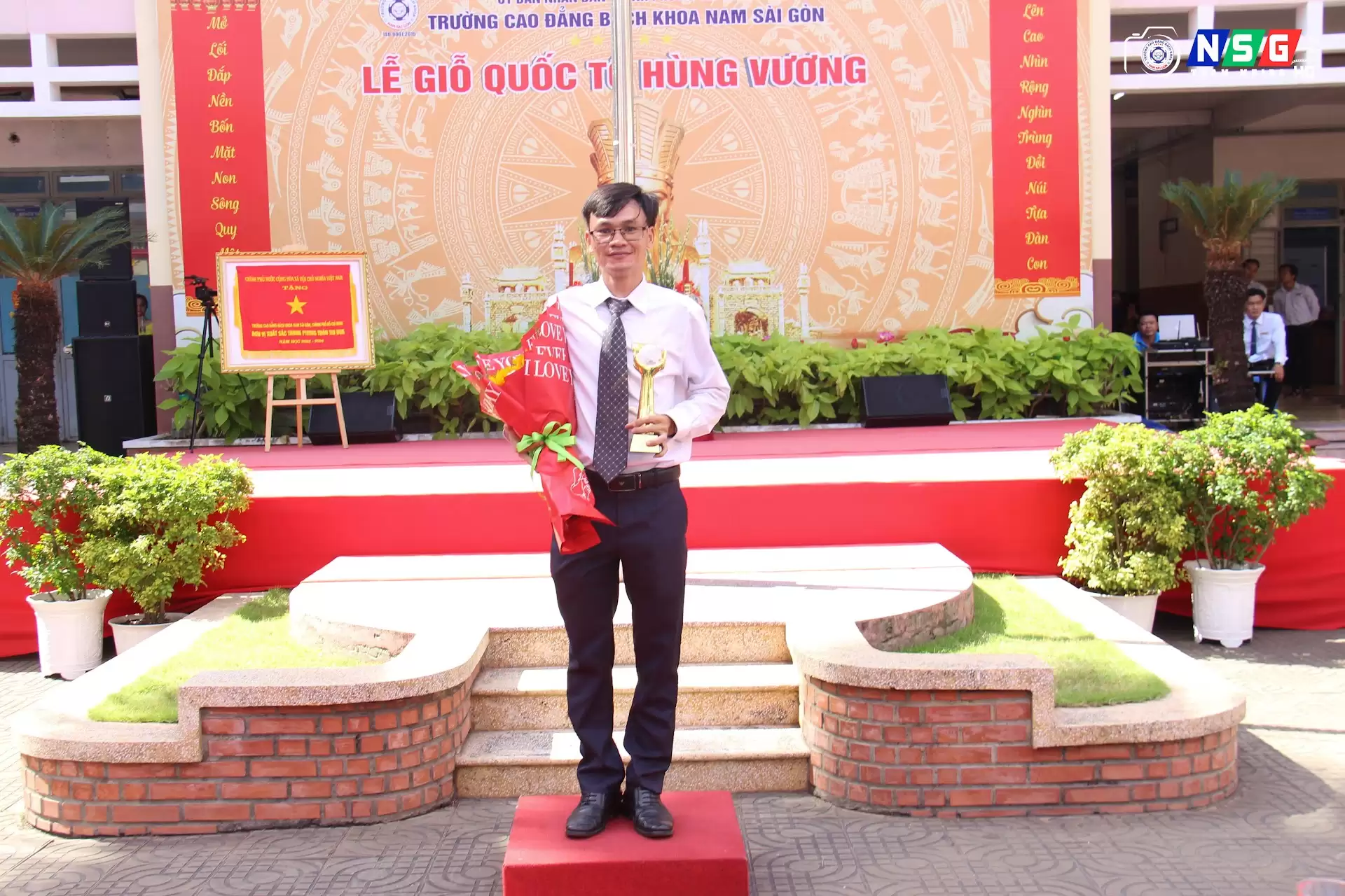 Hung Kings Commemoration Ceremony 2025 at Nam Sai Gon Polytechnic College 30 Hung Kings Commemoration Ceremony 2025 at Nam Sai Gon Polytechnic College